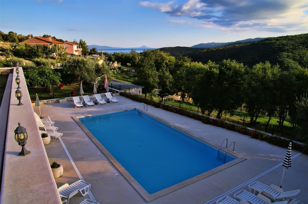 Apartments Villa Venera ラビン エクステリア 写真