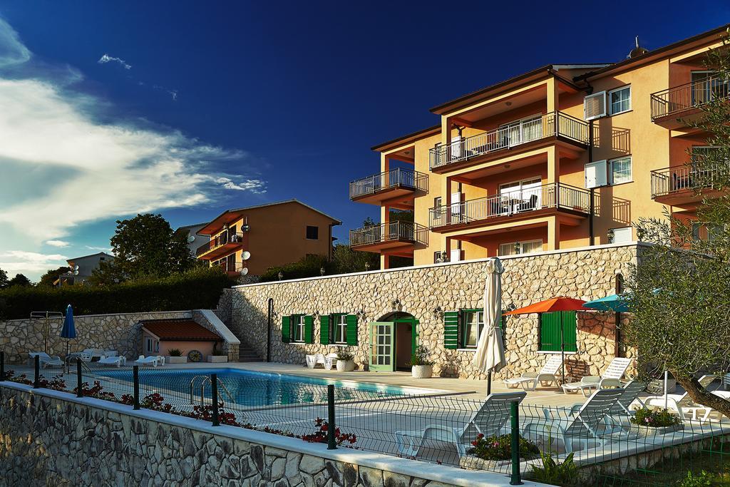 Apartments Villa Venera ラビン エクステリア 写真